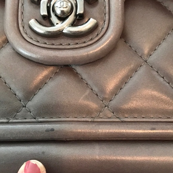 Chanel - Picture 5 of 9